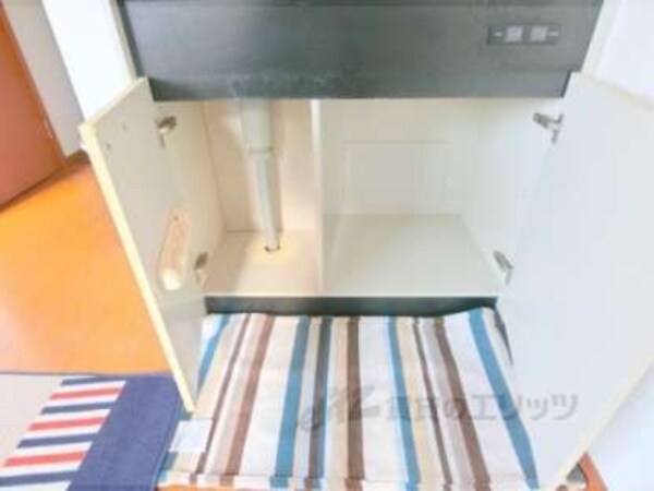 キッチン下部収納