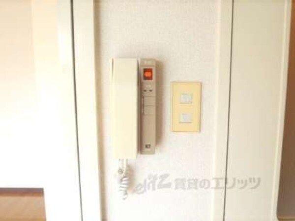 インターホン