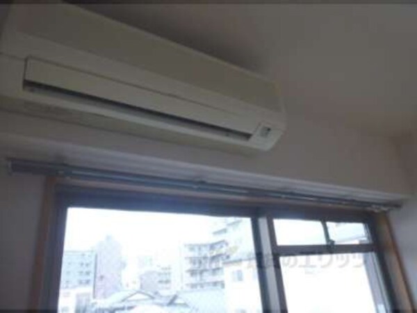 カーテンレール