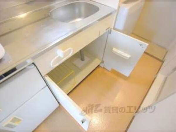 キッチン下部収納