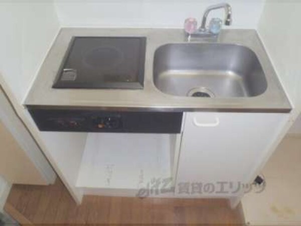 キッチン(１口電気コンロ付きのキッチンです。)