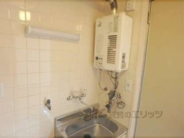 瞬間湯沸かし器