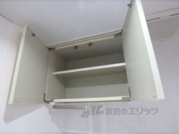 キッチン(こちらもキッチン用品を収納できます)