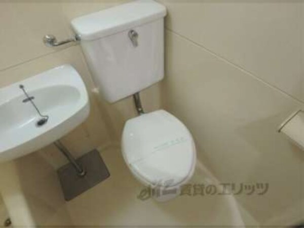 トイレ(トイレが白くてきれいです)