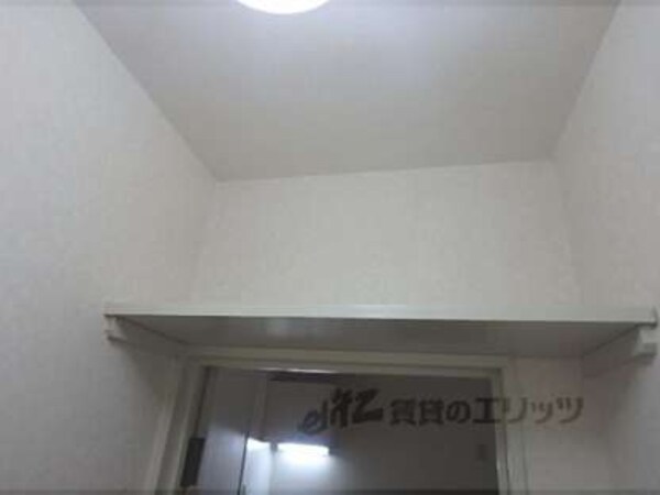 トイレ上部棚