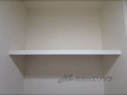 上部収納(上部物置)
