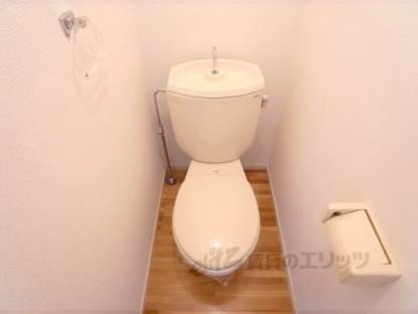 トイレ(トイレとお風呂は分かれています。)