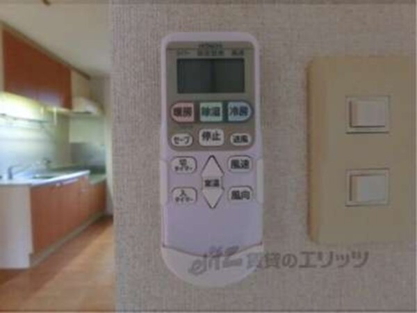エアコンリモコン