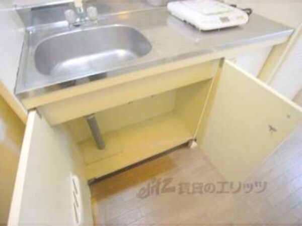 キッチン下部収納
