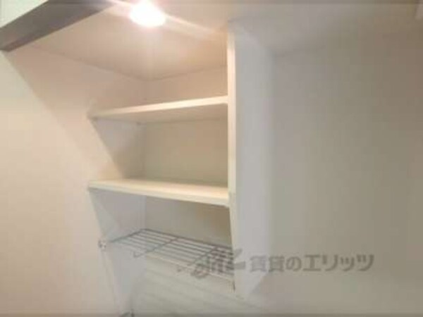 キッチン棚