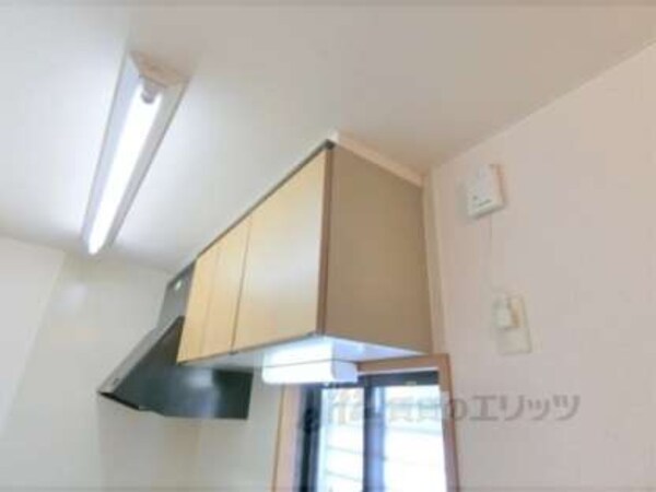 上部収納