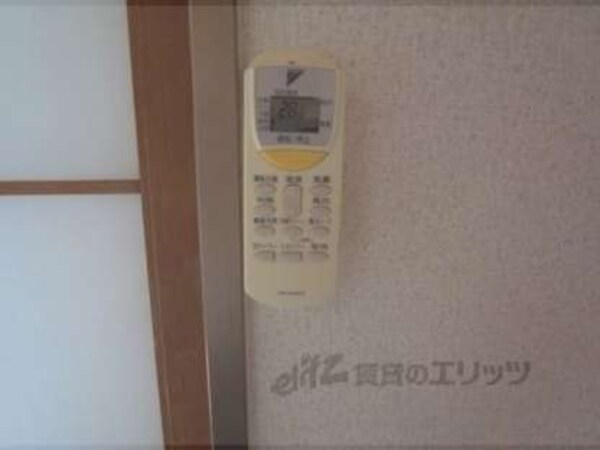 エアコンのリモコン