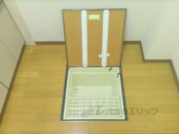 床下収納
