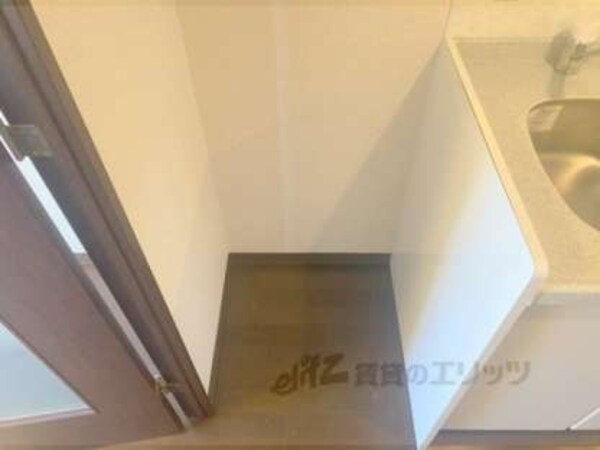 冷蔵庫置場