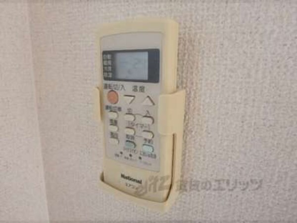 エアコンリモコン