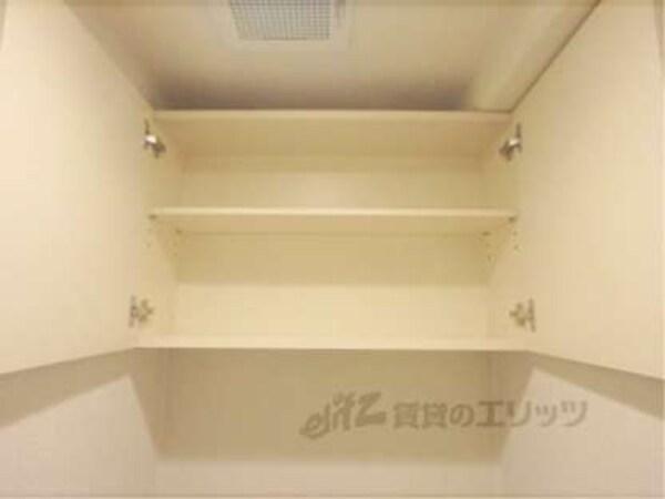 上部収納