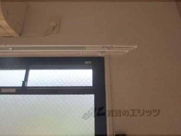 カーテンレール