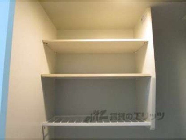 上部収納