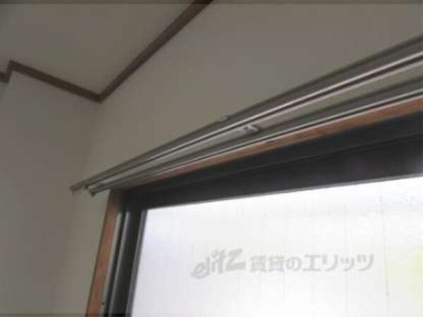 カーテンレール