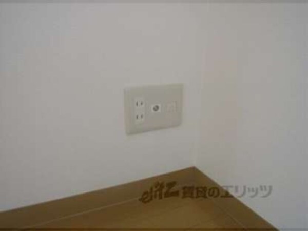 テレビ回線(ネット回線も同じところです)