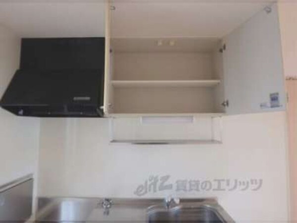 キッチン上部収納