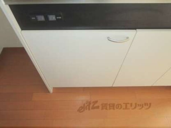 収納(キッチン下部)