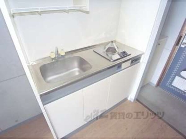 キッチン(広々とした収納があります)