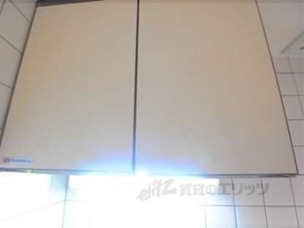 キッチン上収納