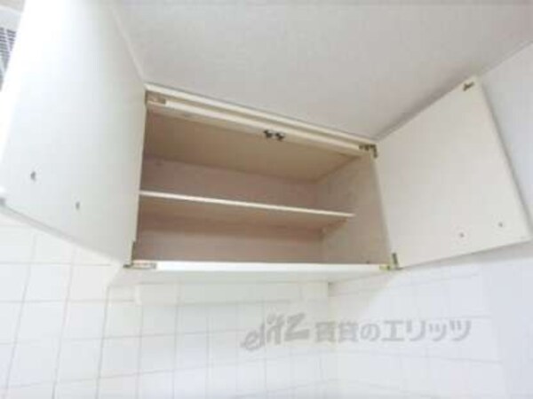 キッチン上収納
