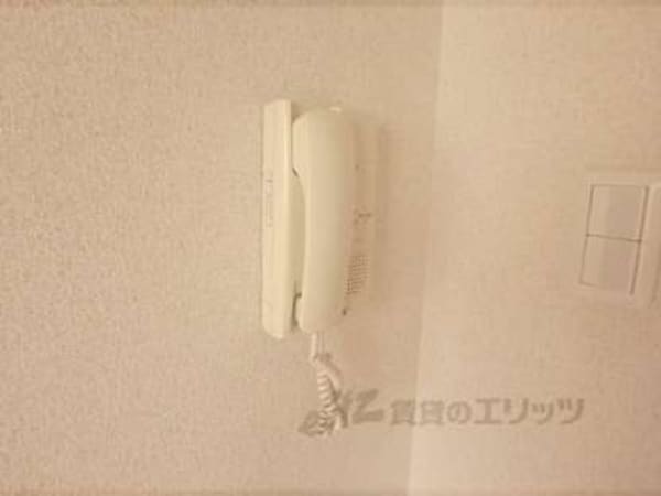 インターホン
