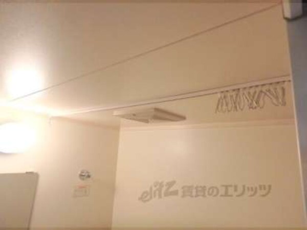 カーテンレール