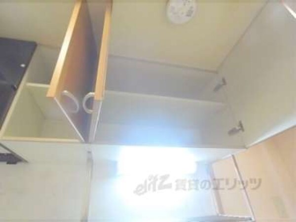 キッチン上部収納