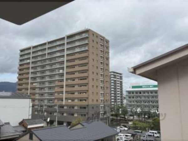 冷蔵庫置場