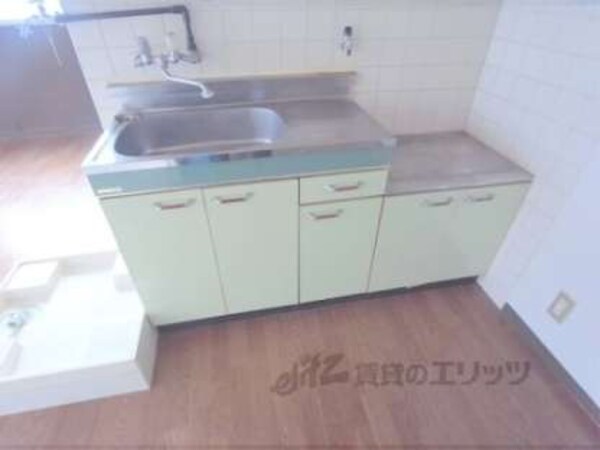 下部収納