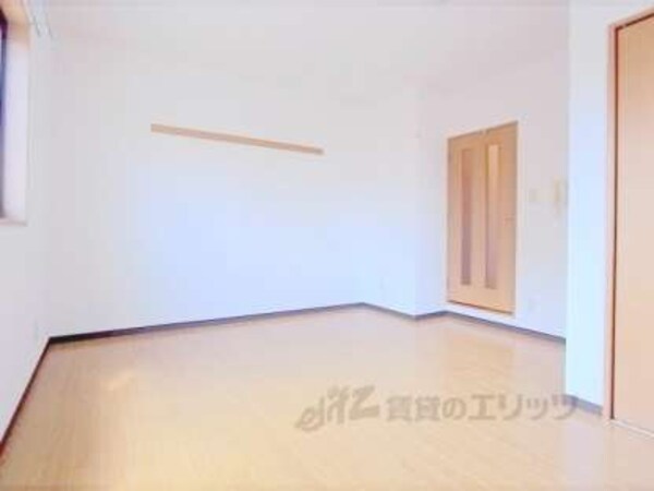 居室(8.5帖のお部屋です。)