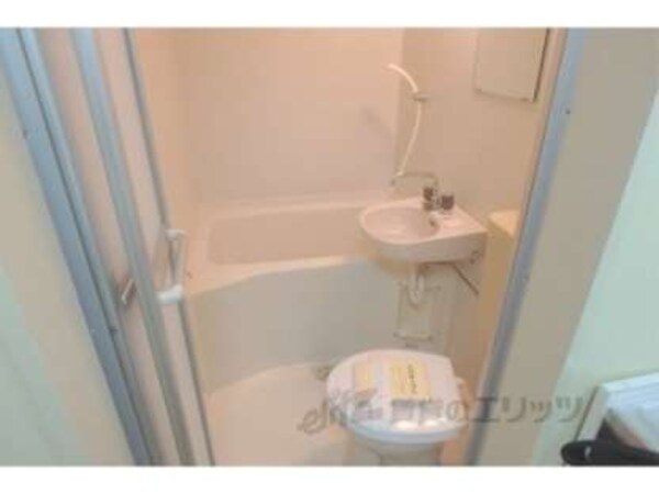 ユニットバス(お風呂・トイレは一緒のタイプ)