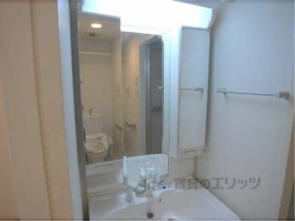 洗髪洗面化粧台