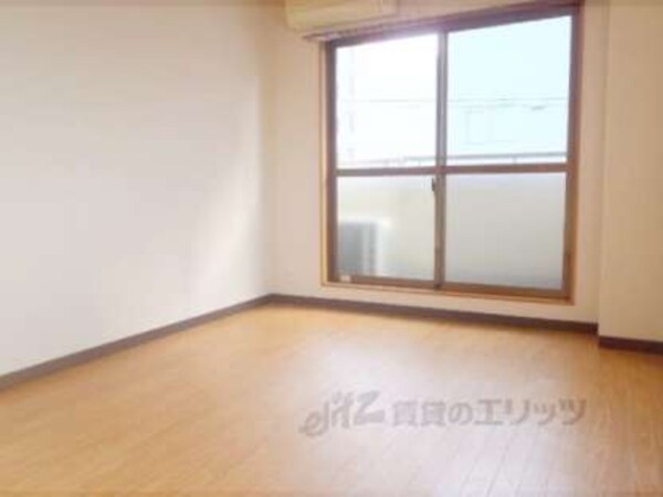 居室(広々してます)