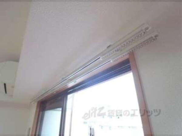 カーテンレーン