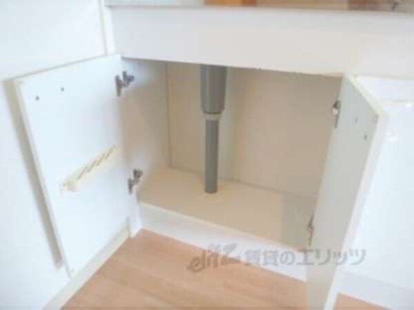 キッチン下部収納