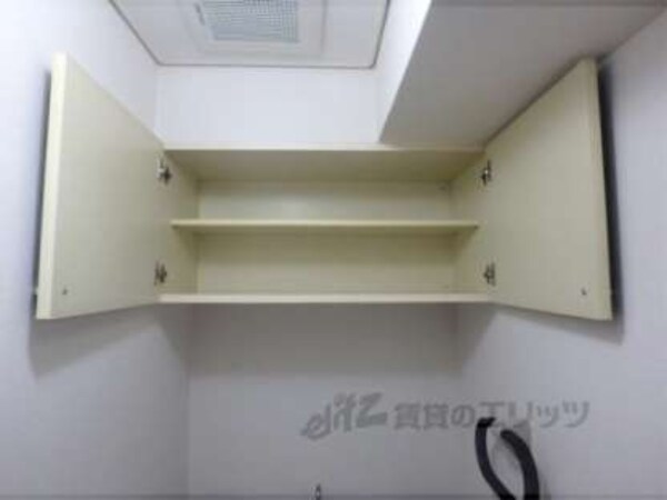 トイレ上部棚