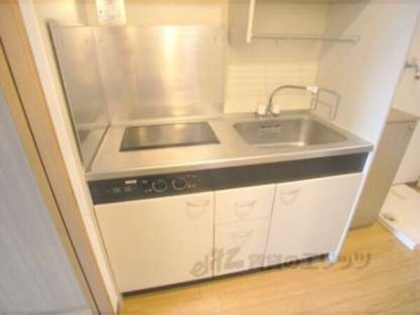 キッチン(２口ＩＨコンロ付きです)