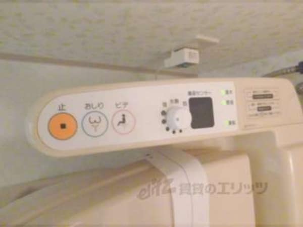 トイレ(洗浄機能付き)