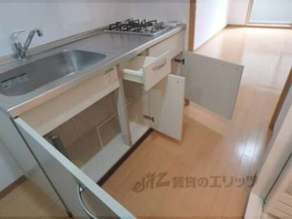 キッチン下部収納