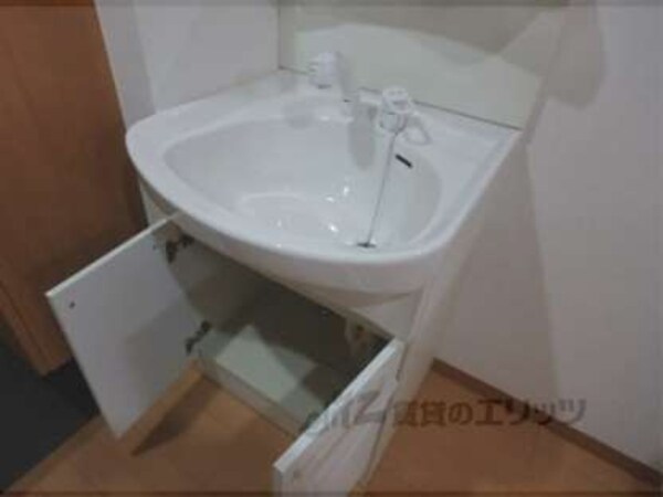 洗面所下部収納