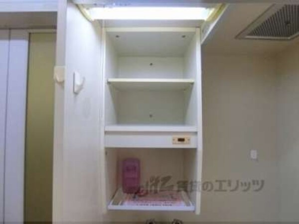 上部収納