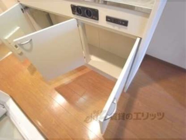 下部収納(キッチンの収納です。)