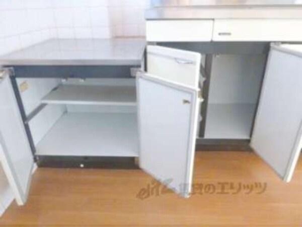 キッチン下部収納