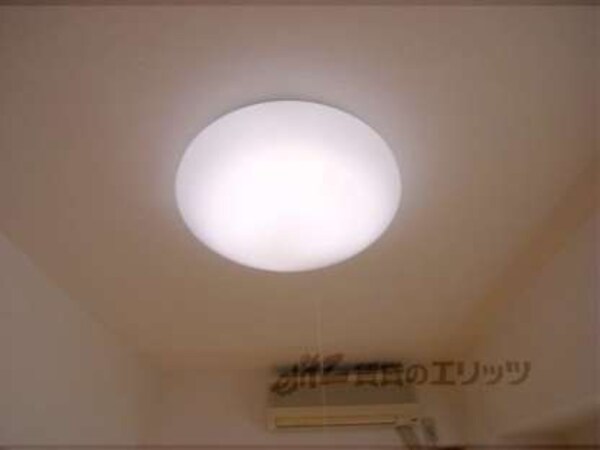 照明