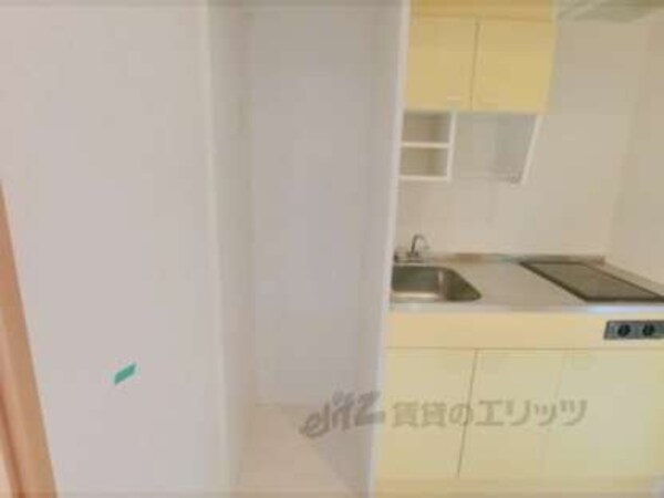 冷蔵庫置場